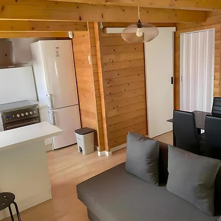 Con Jacuzzi, Piscina Y Bbq Familias Y Parejas En Chiclana - Es-180-278 Chiclana de la Frontera