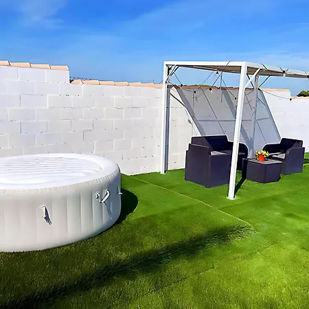 Holiday home Con Jacuzzi, Piscina Y Bbq Familias Y Parejas En Chiclana - Es-180-278 *